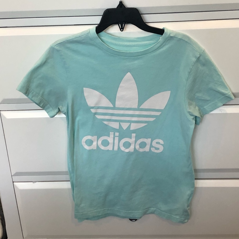 girls adidas t-shirt size medium (11-12)